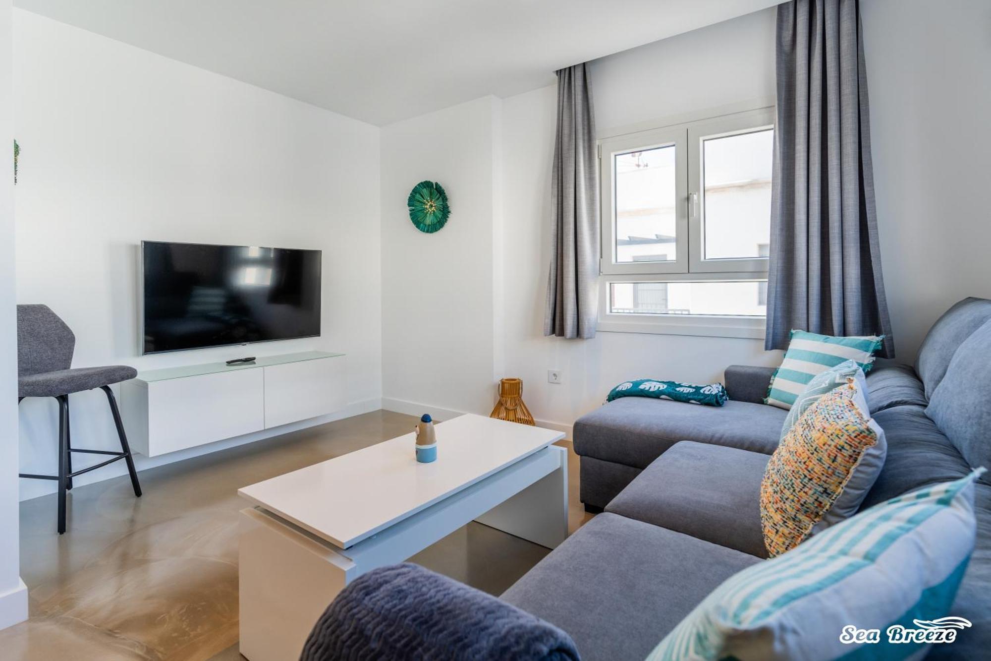 2 Apartments Sea Breeze Фамара Экстерьер фото