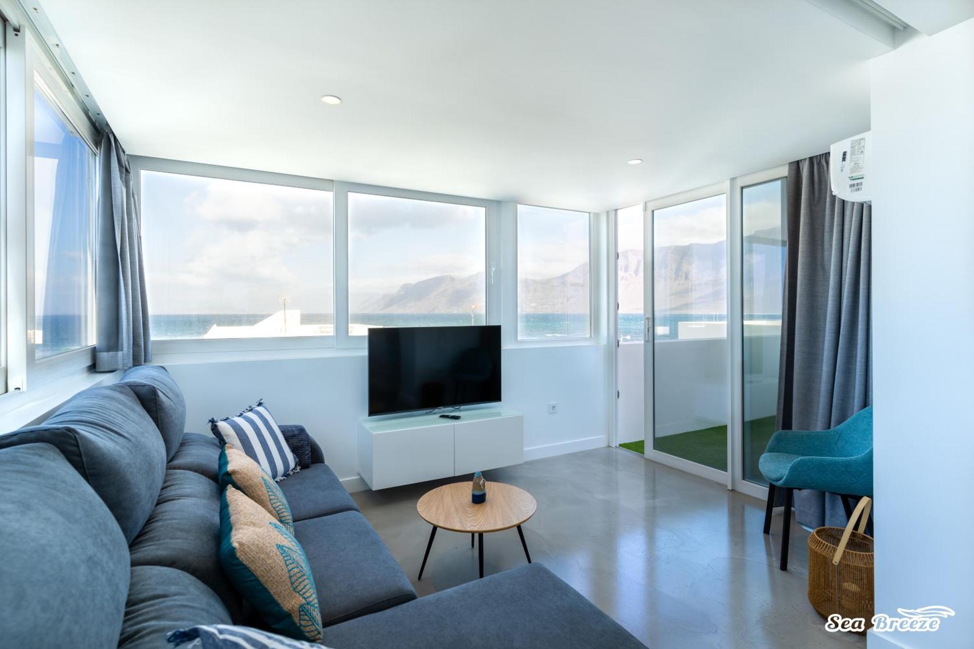 2 Apartments Sea Breeze Фамара Экстерьер фото