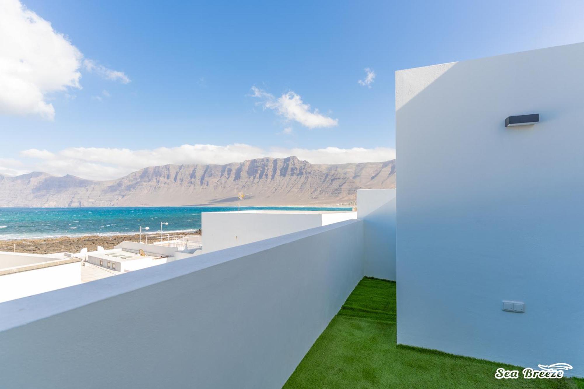 2 Apartments Sea Breeze Фамара Экстерьер фото