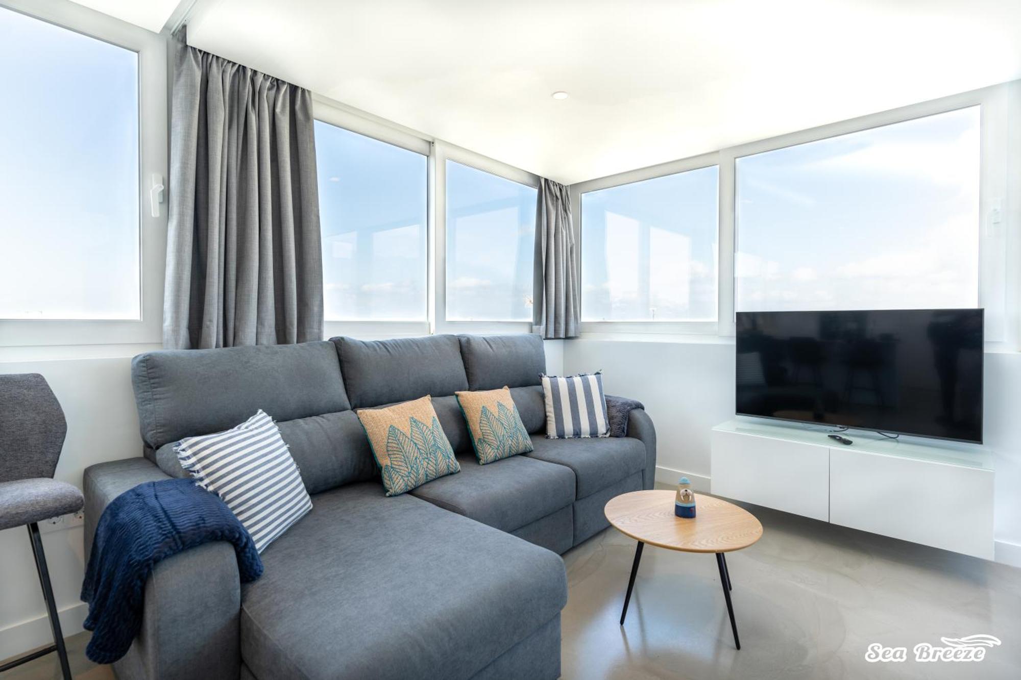 2 Apartments Sea Breeze Фамара Экстерьер фото